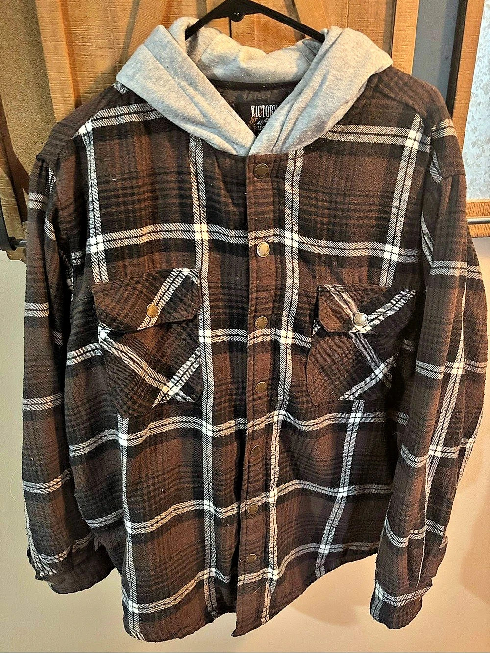 Rugged Wear Men's Plaid Hooded Shirt Jacket Size Large